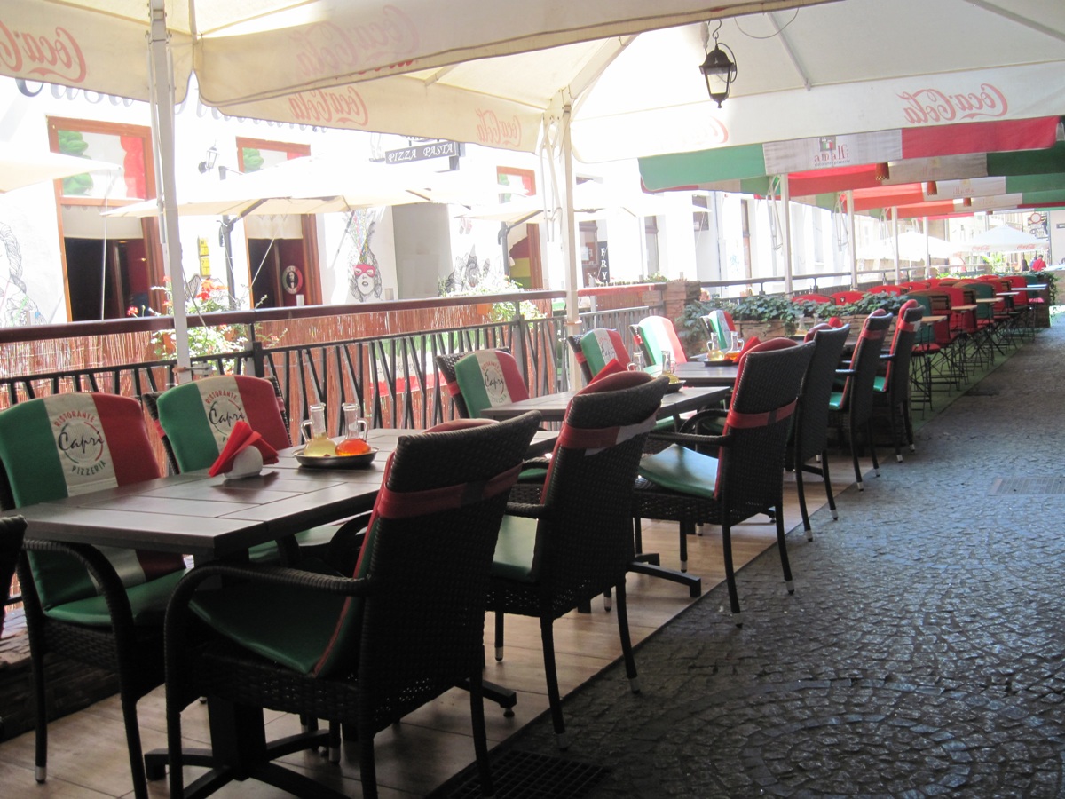 64-Breslavia- Un ristorante italiano all'aperto